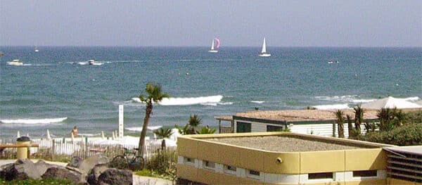 Getting Married & When it Rains in Cap d’Agde